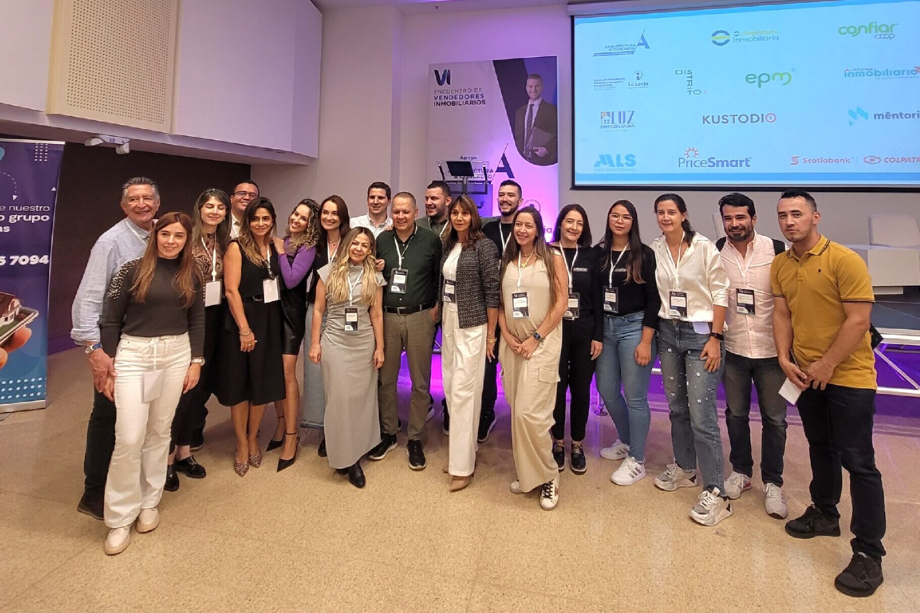 MAKLER Y GRUPO DE COLEGAJE LA VENTA