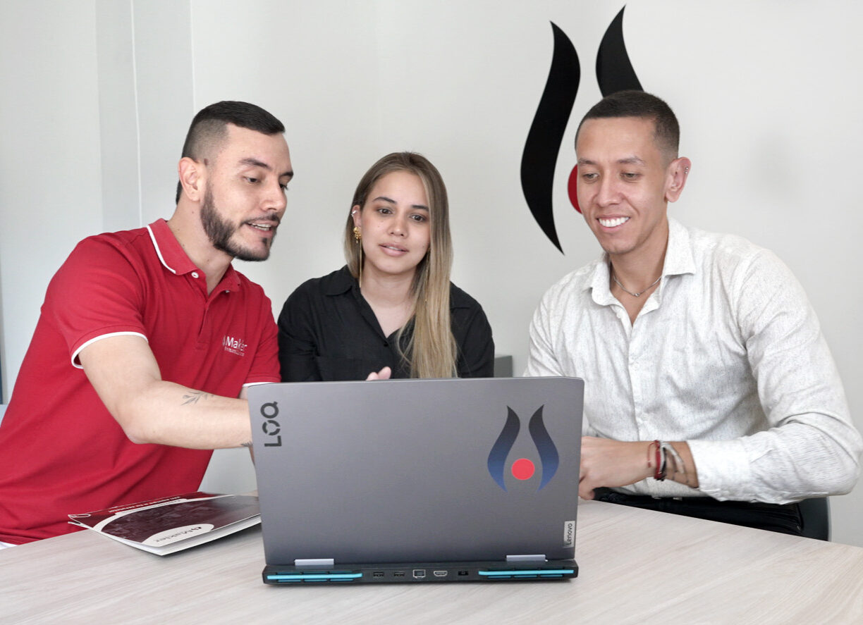 FABIAN Y CLIENTES 4 EDITADA - copia